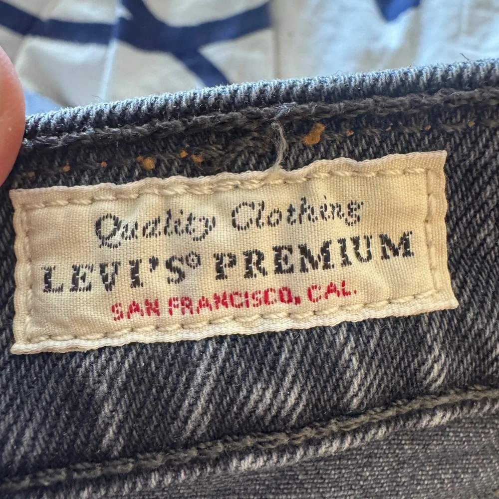 Levi's Premium 501 Washed Black Button Fly Distressed Skinny Jeans 26/28 - Picture 13 of 15